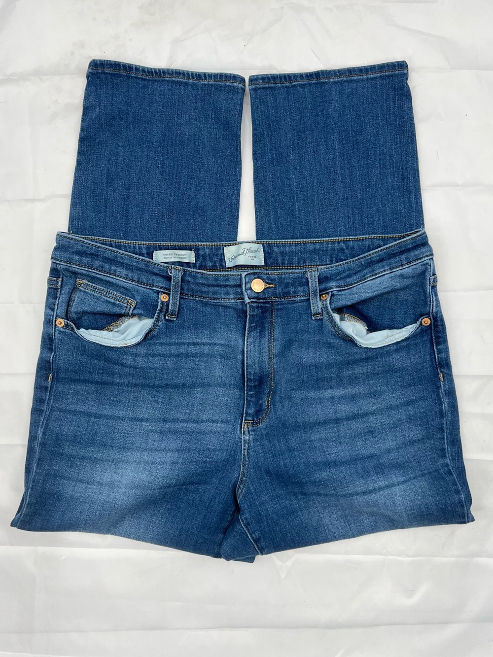 J020 Universal Thread High Rise slim straight women’s size 16